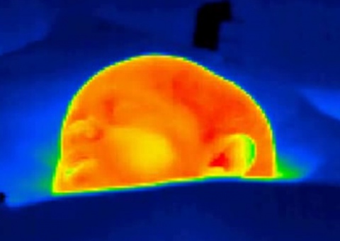 Thermography of newborn breathing