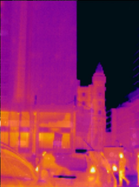 Vue thermographique infrarouge vers Hôtel Siru et Hotel Sheraton, Place Rogier, Bruxelles